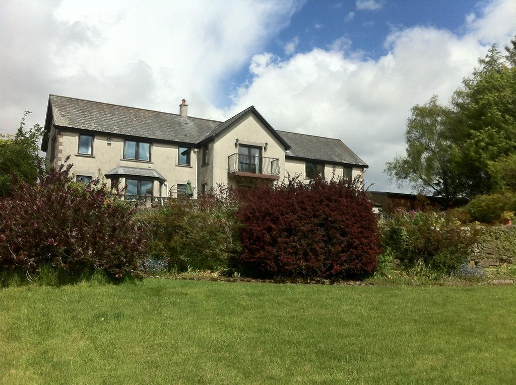 Shandon Farmhouse Bed And Breakfast Драймен Екстериор снимка